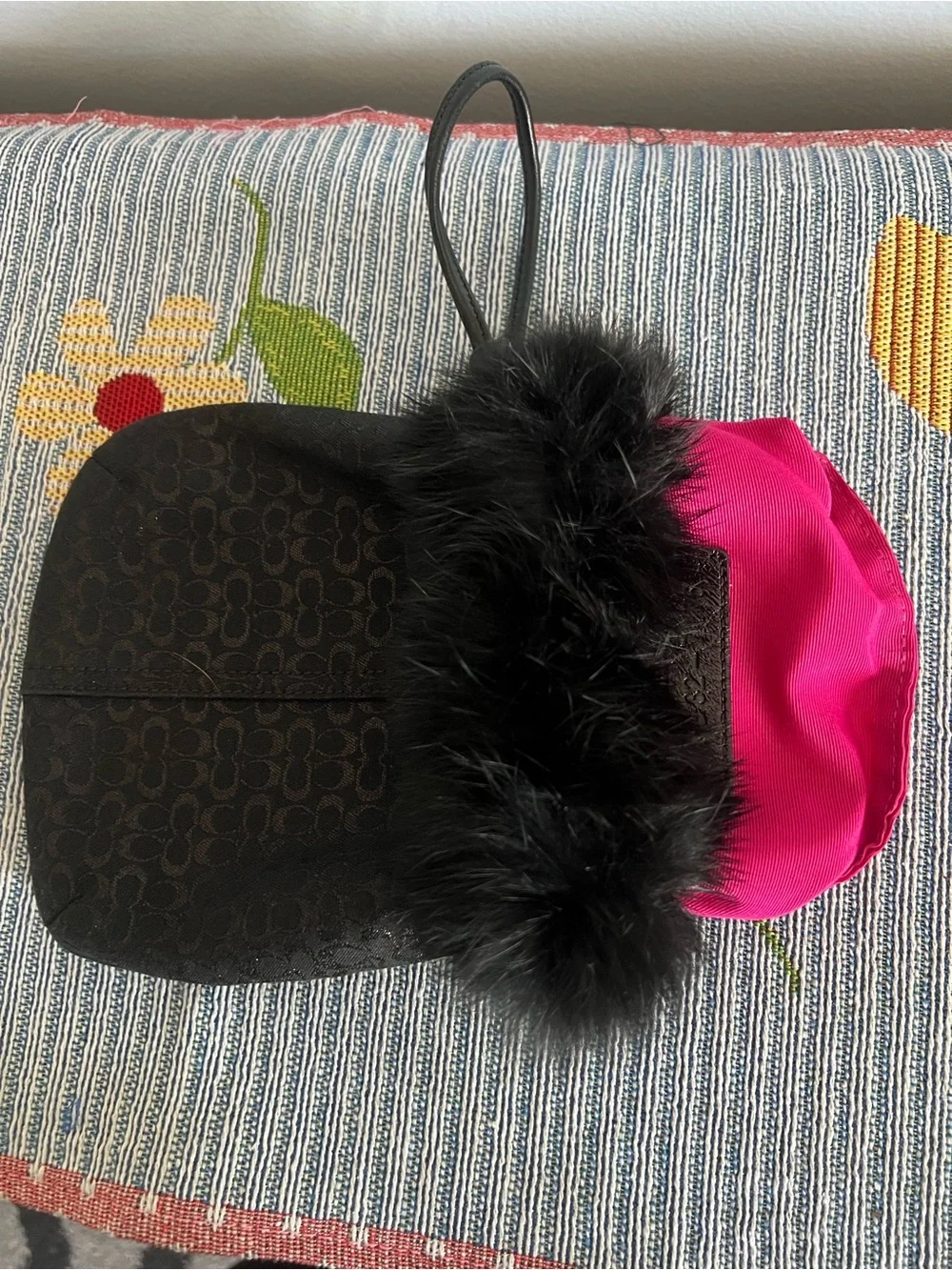 Coach Rare Y2K Black Signature Drawstring Pouch with Fur Trim 2003